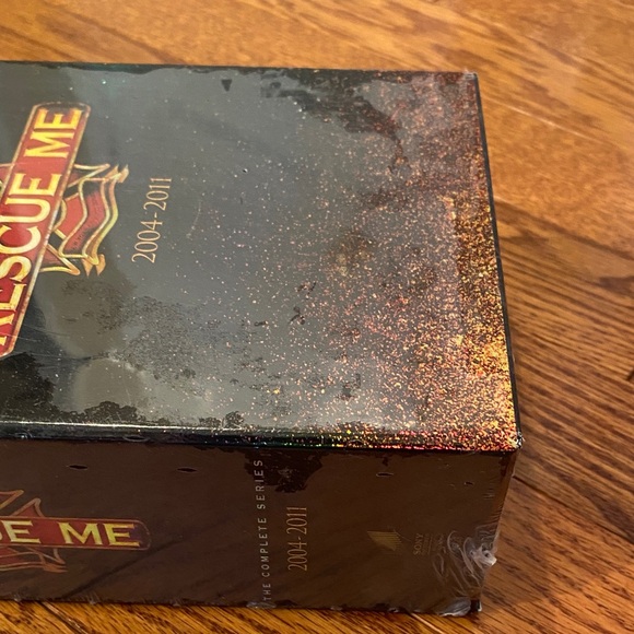 Rescue Me Complete Series DVD Box Set - Picture 3 of 5